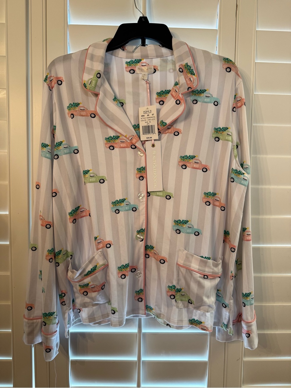 Beauty sleep social Christmas Pajama short set in xL